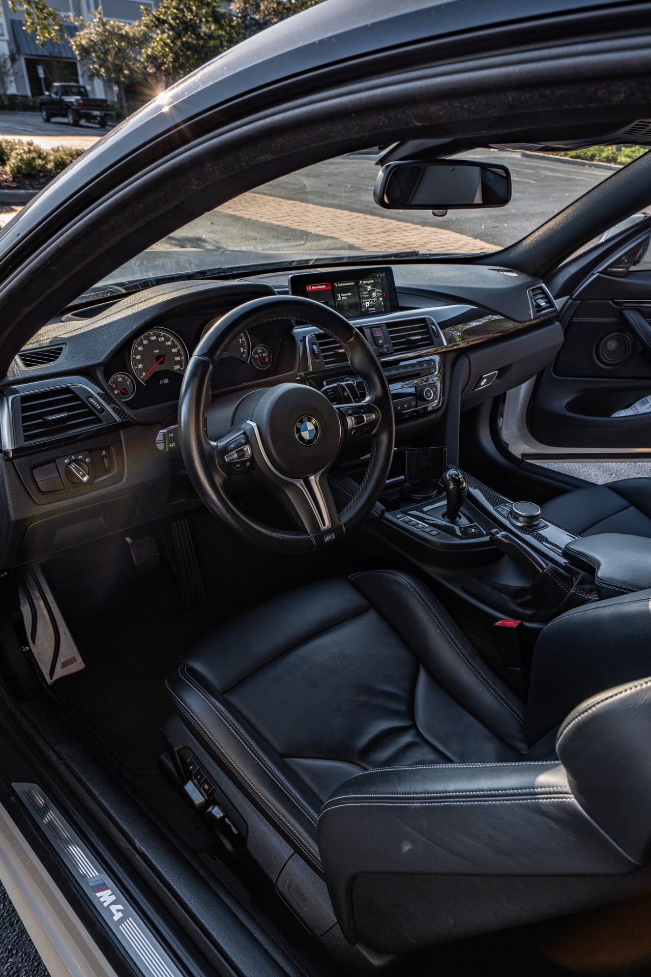 BMW M4 Competition view 3