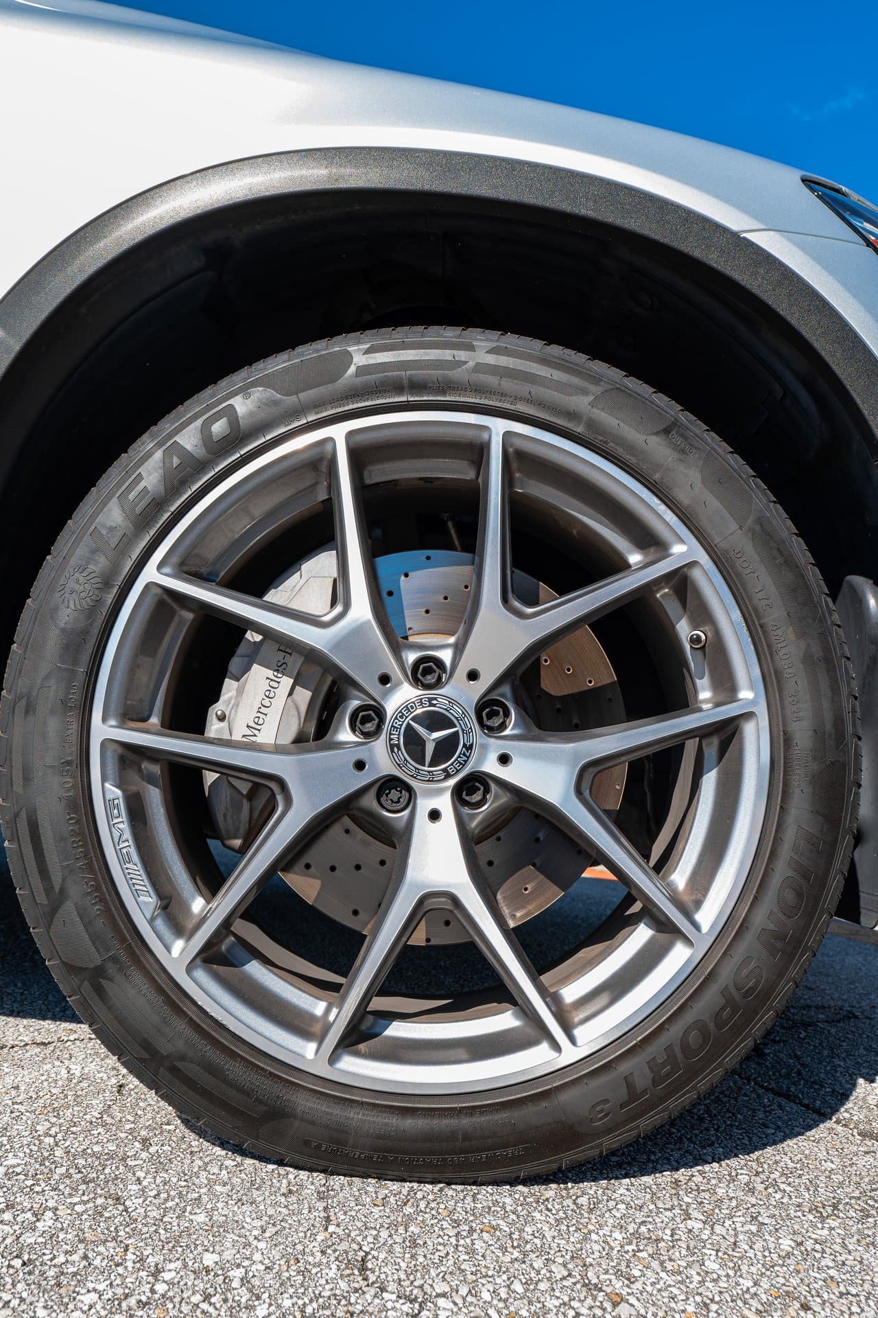 Mercedes GLC 300 AMG Trim view 6