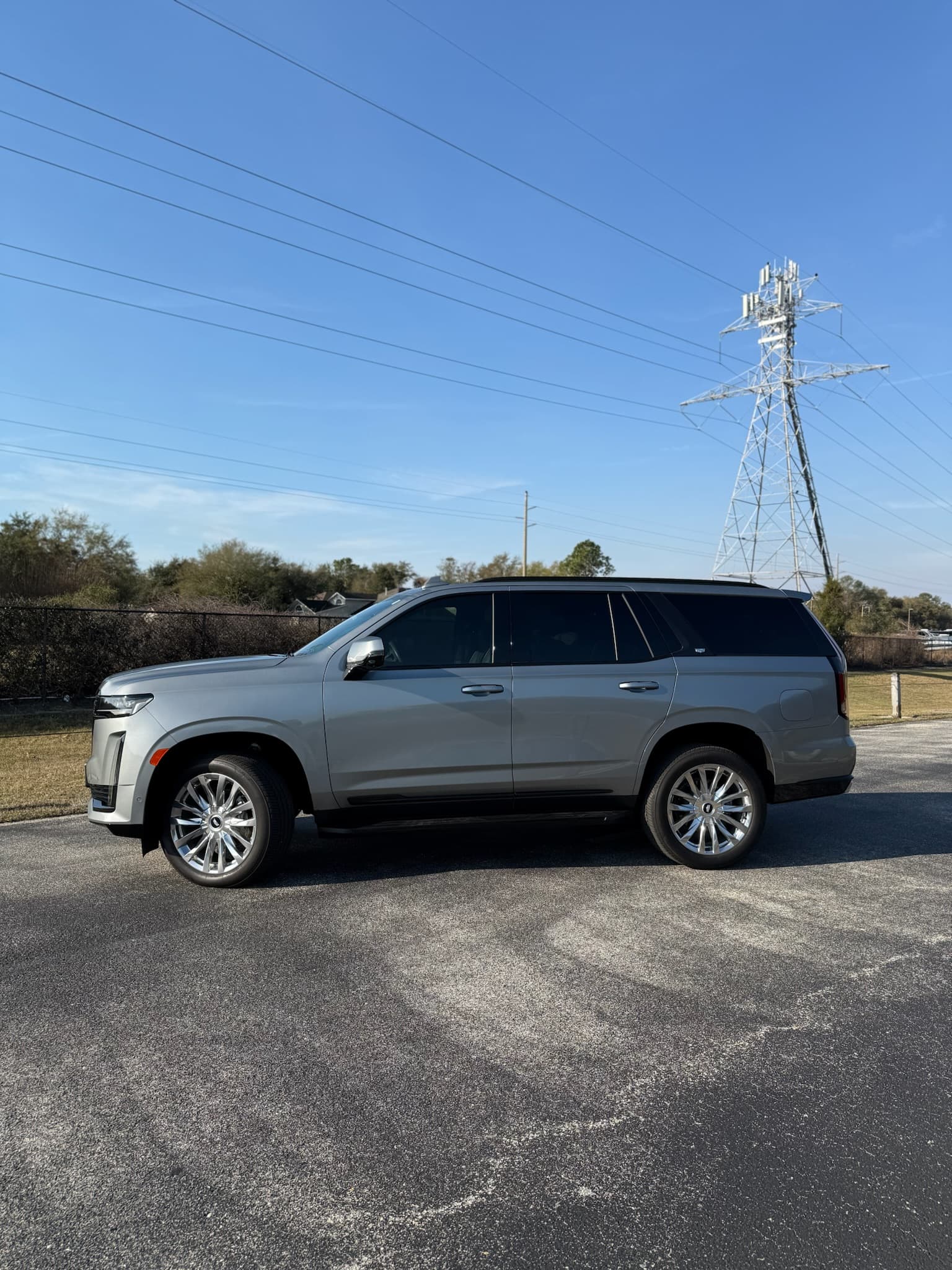 Cadillac Escalade view 4